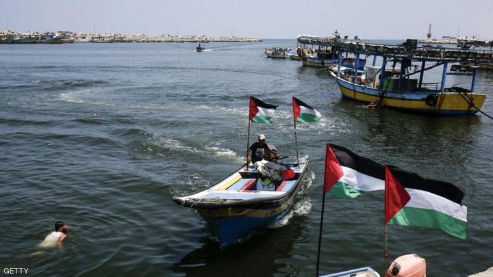 الإعلام العبري :نتنياهو يقرر تقليص مساحة الصيد في بحر غزة