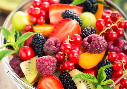 5 فواكه تساعد على ايقاف تساقط الشعر