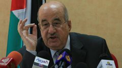 الزعنون: شعبنا وقيادته قادرون على إسقاط الصفقة والورشة