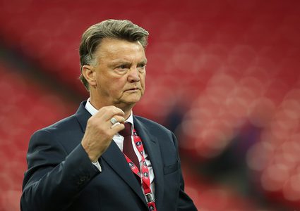 فان غال مهاجما ميسي: لماذا لم تحقق دوري الأبطال؟