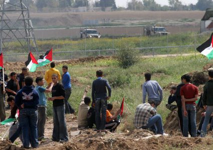 اصابة 12 مواطناً بنيران قوات الاحتلال شمال القطاع