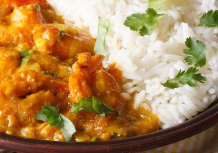 الجمبري بالكزبرة من أشهى المأكولات البحرية