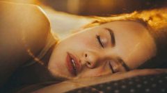 كيف تتحكم درجات الحرارة في أحلامنا؟