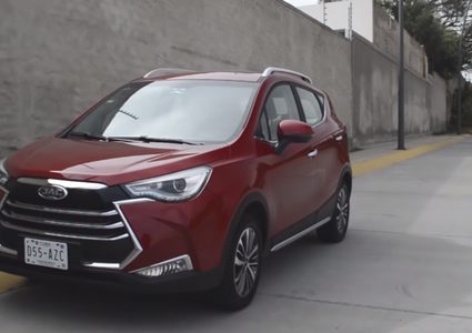 JAC الصينية تغزو الأسواق بسيارة كروس مميزة