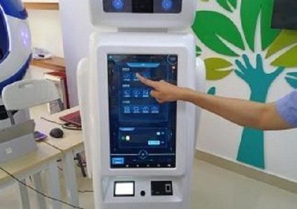 الصين توظف روبوتا لإعادة تأهيل مدمني المخدرات