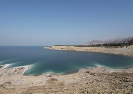 هزة أرضية تضرب البحر الميت