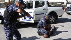 القبض على تشكيل عصابي في أريحا