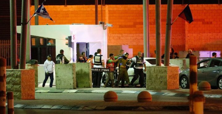 الاحتلال يقتحم العيسوية وينكل بالمواطنين فيها