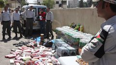 ضبط وإتلاف بضاعة مهربة في بيت لحم