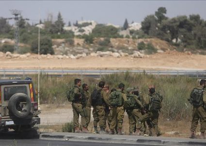 قوات الاحتلال تستولي على بركسات ومولدات شرق بيت لحم