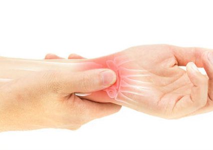 ما هو الفرق بين التواء وكسر معصم اليد ؟