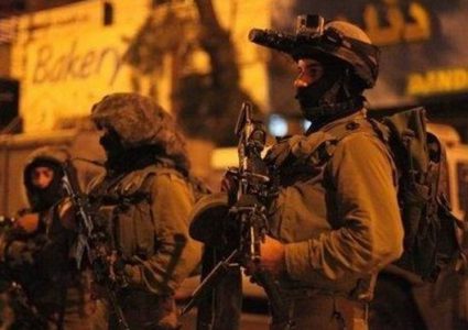 قوات الاحتلال تعتقل شابين من جنين