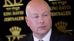 غرينبلات: الضفة وغزة "أراض متنازع عليها"