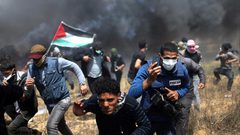غزة : مركز الميزان يستنكر استهداف المشاركين في مسيرات العودة