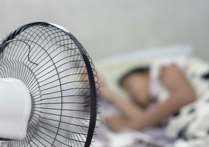 تحذير من تشغيل المروحة أثناء النوم..؟!