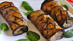 باذنجان رول محشي باللحمة المفرومة