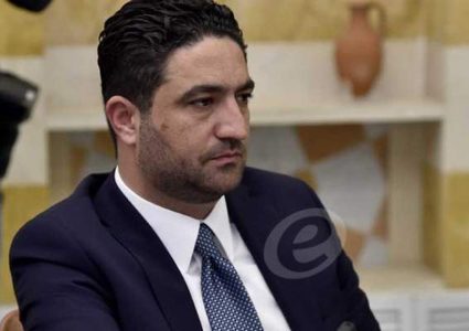 مقتل مرافقان لوزير لبناني في إطلاق نار