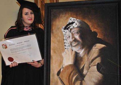 ابنة الختيار... زهوة عرفات على خطى والدها  الشهيد