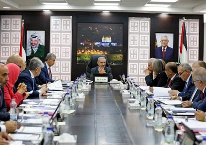 قرارات حكومية تخص الخليل وجنين وسلفيت