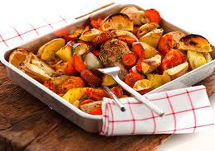 صينية دجاج وخضار متبل