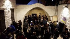 مستوطنون بحماية من قوات الاحتلال يقتحمون المنطقة الشرقية من نابلس