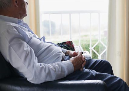 ‫كيف تكتشف الاكتئاب لدى كبار السن؟