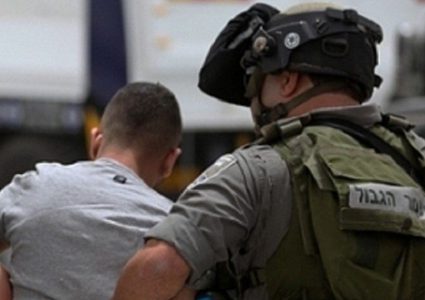 قوات الاحتلال تعتقل فتى من جبل المكبر شرق القدس
