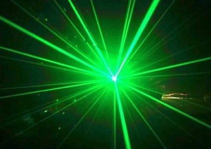 تطوير  ليزر يرصد "بصمات القلب" عن بعد