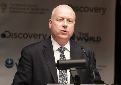 غرينبلات ينشر النسخة الكاملة للشق الاقتصادي من "صفقة القرن"