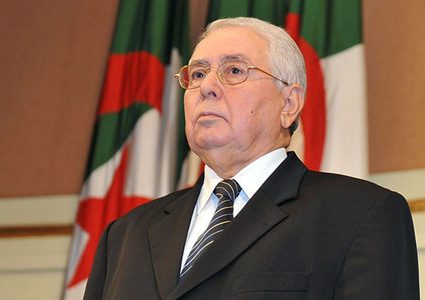 الرئيس الجزائري المؤقت: الدولة مصممة على المضي في تطهير الفساد