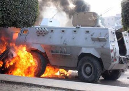 اصابات وتفجير مدرعة عسكرية في العريش