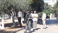 عشرات المستوطنين يقتحمون الأقصى