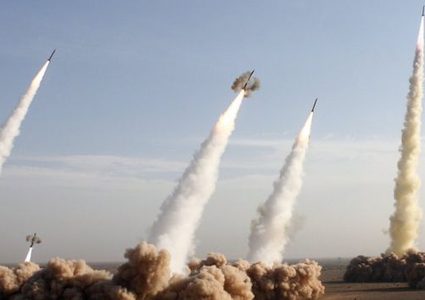 مقتل مدنيين في طرابلس بغارة لمقاتلات تابعة لحكومة السراج