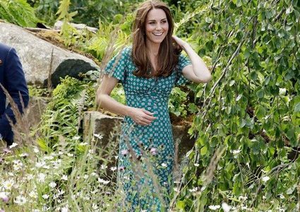 كيت ميدلتون تختار فستانها في فترة التنزيلات، كم ثمنه؟