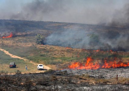 وسائل اعلام عبرية تزعم اندلاع حريق في غلاف غزة