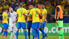 الأرجنتين تطالب بتحقيق عن تدخل "رئاسي" برازيلي في تقنية "VAR"
