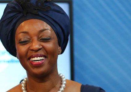 حجز مجوهرات لوزيرة نيجيرية بقيمة 40 مليون دولار