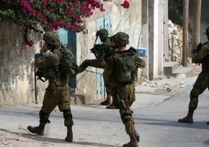 قوات الاحتلال تعتقل شابا من برقين غرب جنين