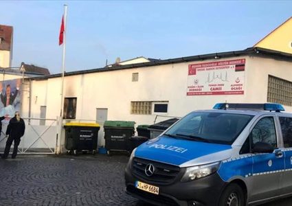 مجهولون يعتدون على مسجد شمالي ألمانيا