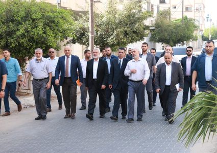 الوفد المصري يزور الضفة وغزة