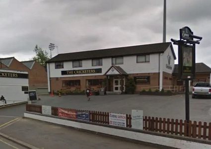 إصابة 10 أشخاص بينهم أفراد شرطة بهجوم كيماوي بإحدى مدن بريطانيا