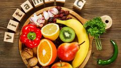 أضرار الفيتامينات والمكونات الغذائية على الحامل