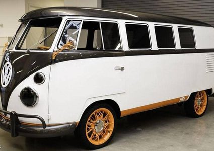 فولكسفاغن تعيد أسطورة 1962 الشكل واحد والاختلافات مذهلة