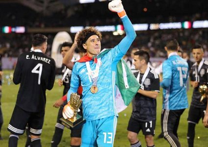 المكسيك تخطف "الكأس الذهبية" من حامل اللقب