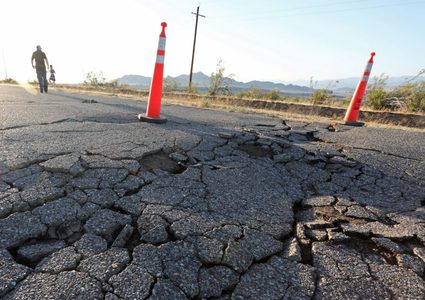 مشاهد مروعة للزلزال الثاني وتحذيرات من الثالث