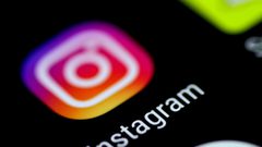 تقييد جديد قد يواجهك على "إنستغرام" بسبب تعليقاتك المسيئة