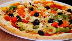 بيتزا خضار بدل بيتزا بيبروني...نصائح لاتباع نظام غذائي صحي