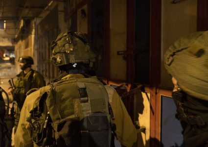 الاحتلال يعتقل شابا من بلدة كفل حارس