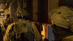 الاحتلال يعتقل شابا من بلدة كفل حارس