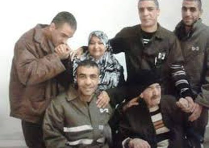 ملتقى الرواية العربية يسلم رسالة مناصرة لخنساء فلسطين "أم ناصر"